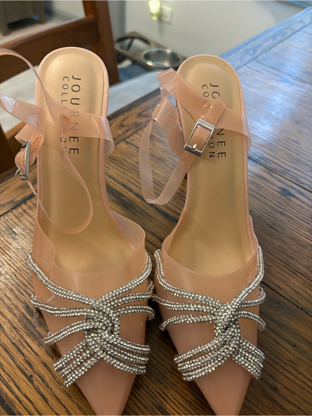 NWOT W SZ 8.5 Journee Collection Neutral  Pointed Toe Jelly Slingback Heels